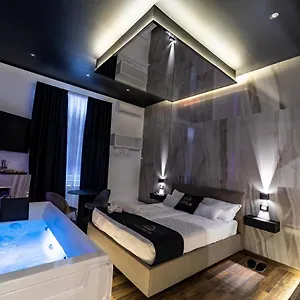https://maximum-suitespa.palermohotels.org